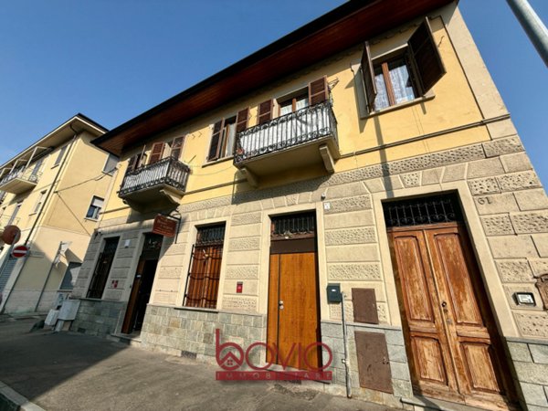 negozio in vendita a Torino in zona Barca