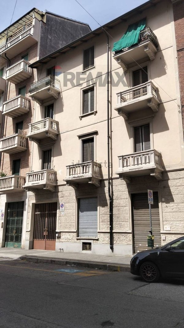 appartamento in vendita a Torino in zona Parella