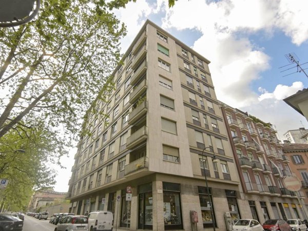 appartamento in vendita a Torino in zona Superga