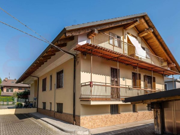 casa indipendente in vendita a Torino in zona Bertolla