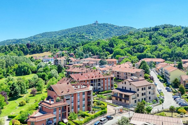 appartamento in vendita a Torino in zona Parella
