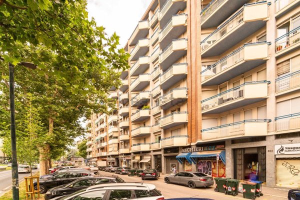 appartamento in vendita a Torino in zona Parella