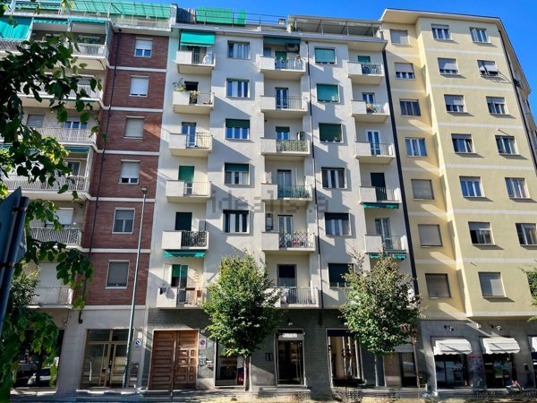 appartamento in vendita a Torino in zona Borgata Vittoria