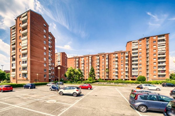 appartamento in vendita a Torino in zona Vallette