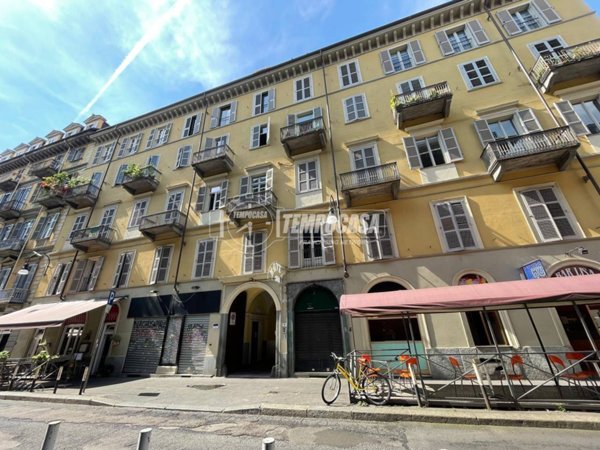 appartamento in vendita a Torino in zona San Salvario