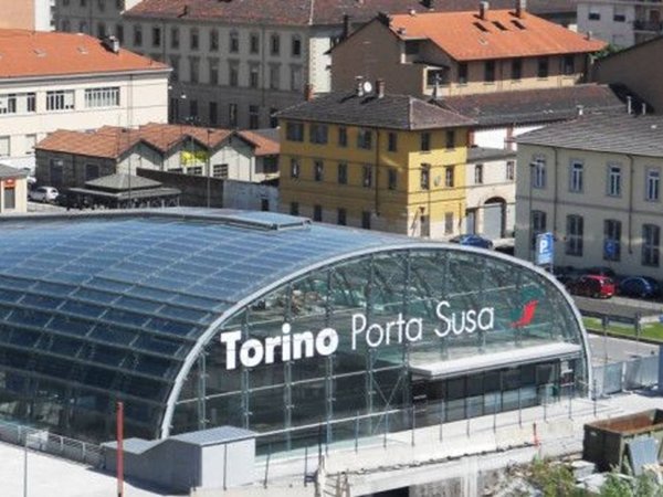 appartamento in vendita a Torino in zona Cit Turin