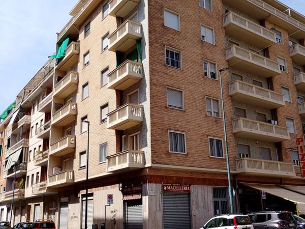 appartamento in vendita a Torino in zona Borgata Vittoria