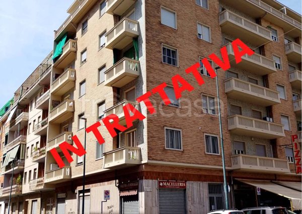 appartamento in vendita a Torino in zona Borgata Vittoria