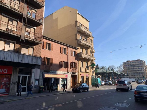 intera palazzina in vendita a Torino in zona Barriera di Milano