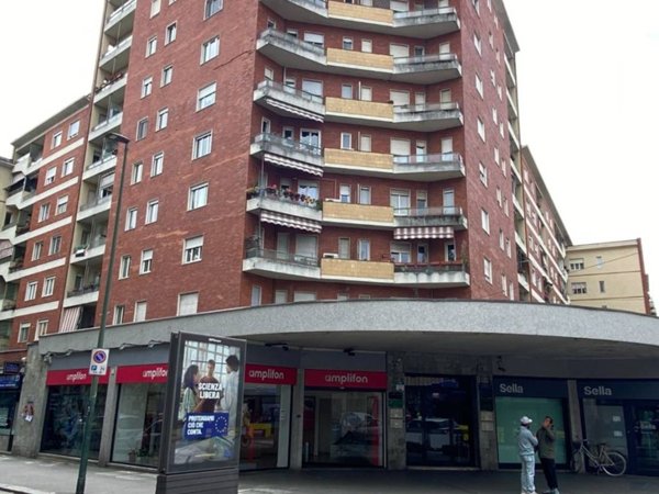 appartamento in vendita a Torino in zona Aurora