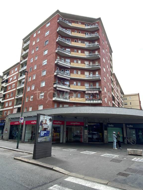 appartamento in vendita a Torino in zona Aurora