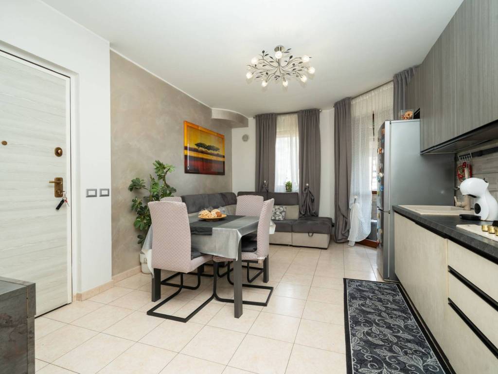 appartamento in vendita a Torino in zona Lucento