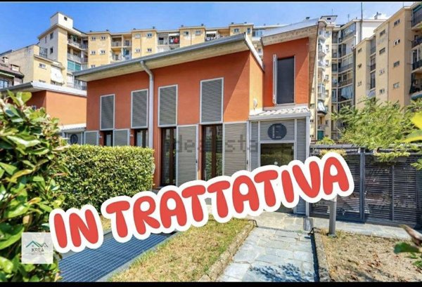 casa indipendente in vendita a Torino in zona Pozzo Strada