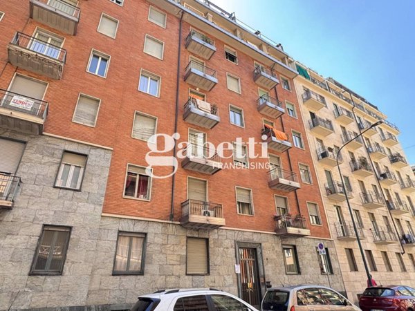 appartamento in vendita a Torino in zona Santa Rita