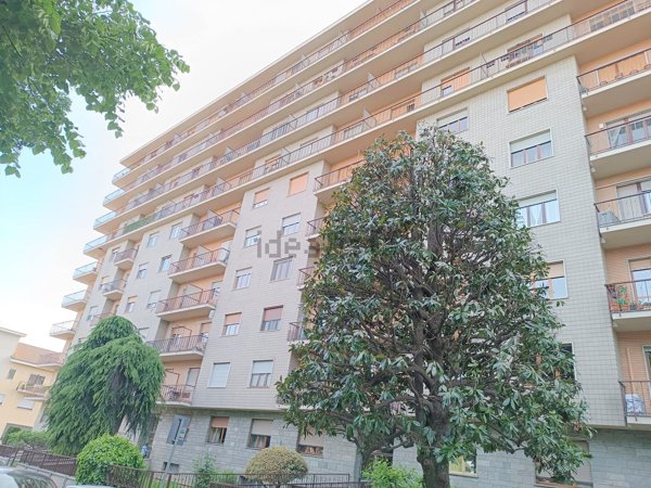 appartamento in vendita a Torino in zona Borgata Vittoria