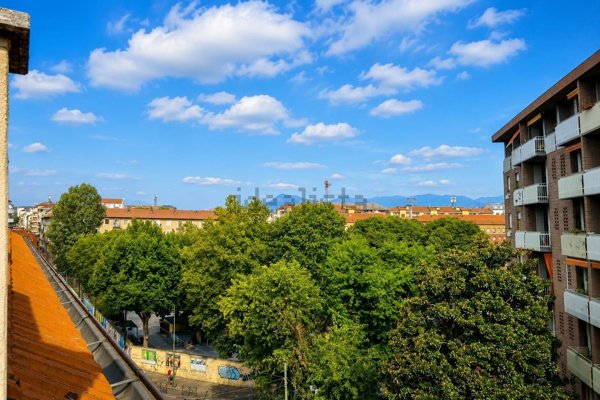 appartamento in vendita a Torino in zona Cenisia
