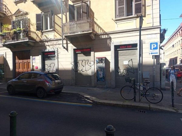 negozio in vendita a Torino in zona San Salvario