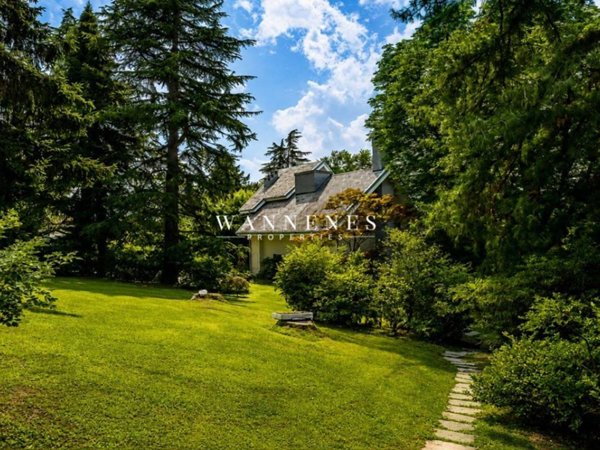 casa indipendente in vendita a Torino in zona Sassi