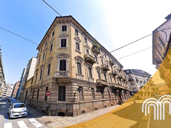 appartamento in vendita a Torino in zona San Salvario
