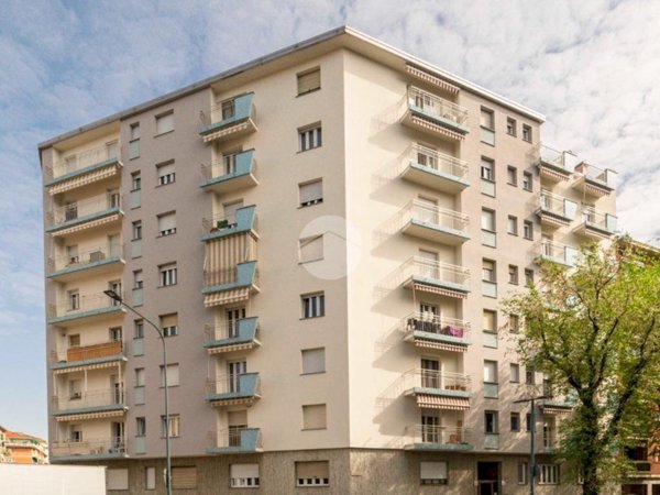 appartamento in vendita a Torino in zona Borgata Vittoria