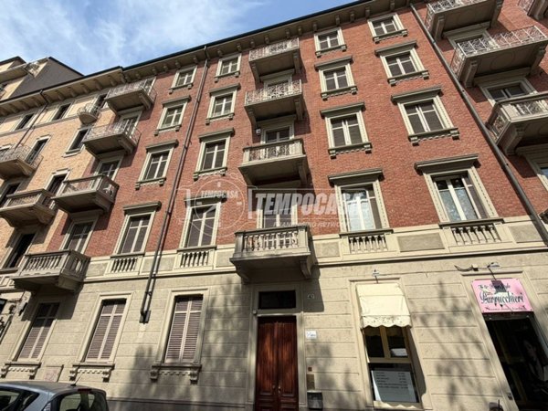 appartamento in vendita a Torino in zona Campidoglio