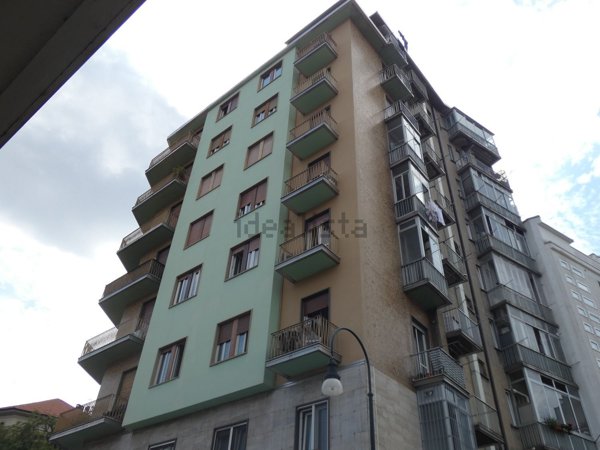 appartamento in vendita a Torino in zona Cenisia