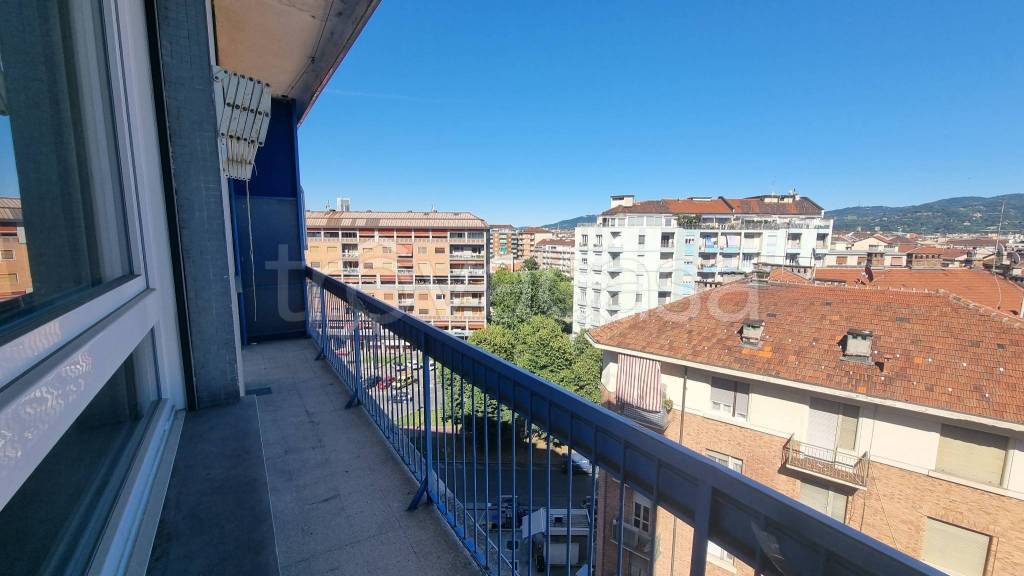 appartamento in vendita a Torino in zona Borgo San Paolo