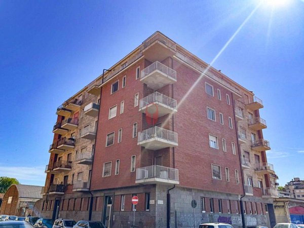 appartamento in vendita a Torino in zona Borgo San Paolo