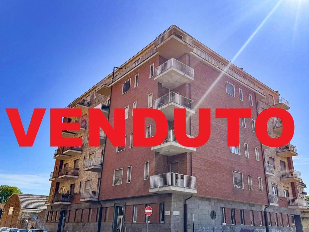 appartamento in vendita a Torino in zona Borgo San Paolo
