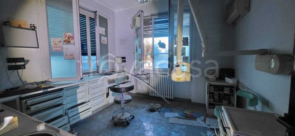 ufficio in vendita a Torino in zona San Donato