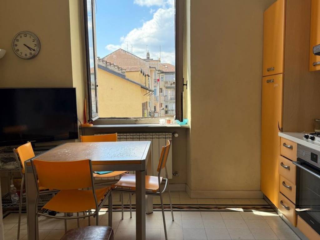 appartamento in vendita a Torino in zona San Salvario