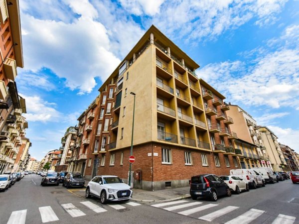 appartamento in vendita a Torino in zona Parella