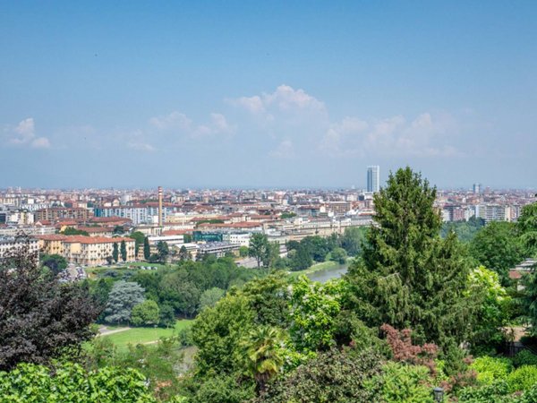 appartamento in vendita a Torino in zona Cavoretto