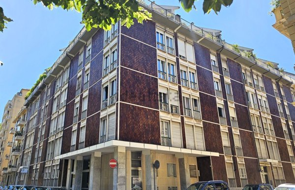 appartamento in vendita a Torino in zona Cit Turin