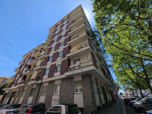 appartamento in vendita a Torino in zona Parella