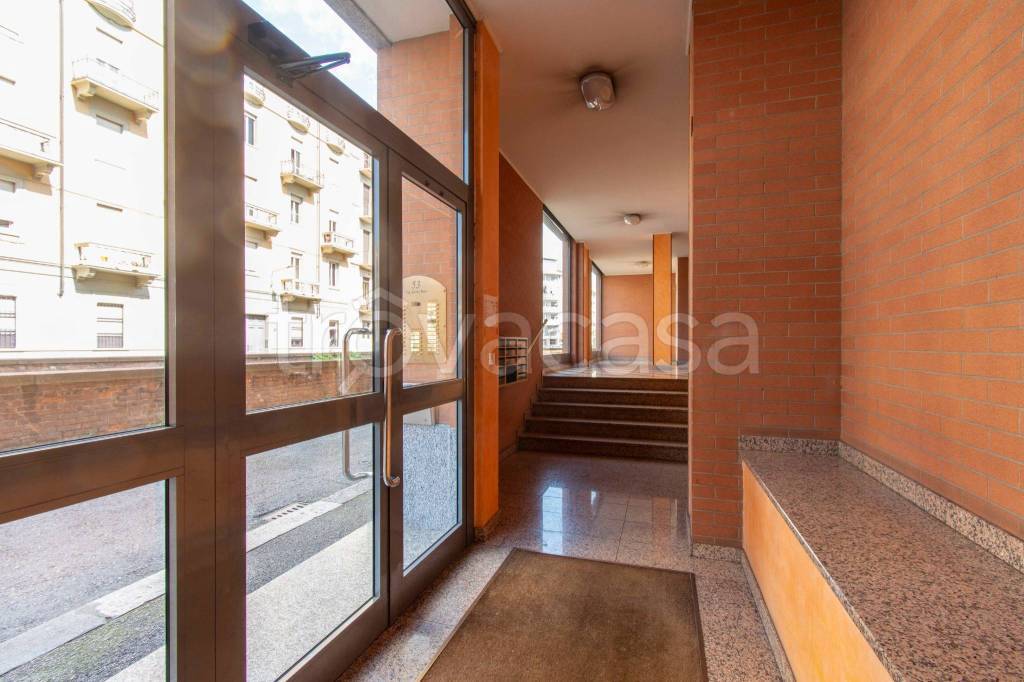 appartamento in vendita a Torino in zona Aurora