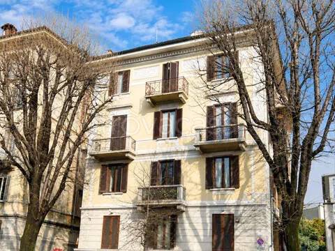 appartamento in vendita a Torino in zona Aurora