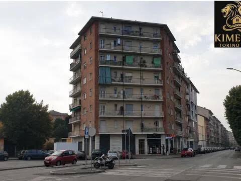 appartamento in vendita a Torino in zona Lucento