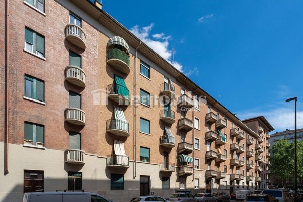 appartamento in vendita a Torino in zona Parella