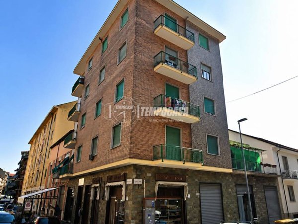 locale di sgombero in vendita a Torino in zona Mirafiori Sud