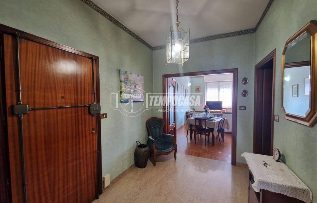 appartamento in vendita a Torino in zona Mirafiori Nord