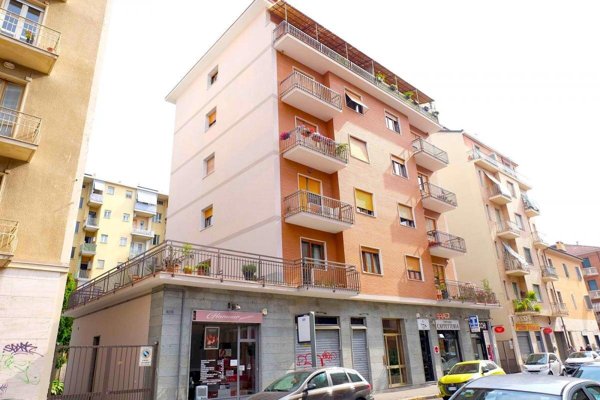 appartamento in vendita a Torino in zona Pozzo Strada