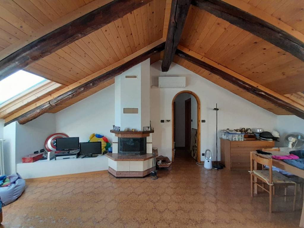 appartamento in vendita a Torino in zona Santa Rita