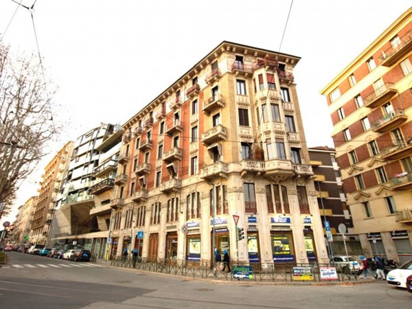 appartamento in vendita a Torino in zona Aurora