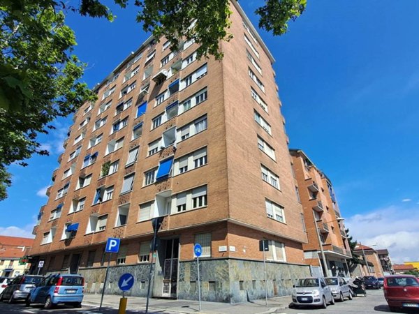 appartamento in vendita a Torino in zona Borgata Vittoria