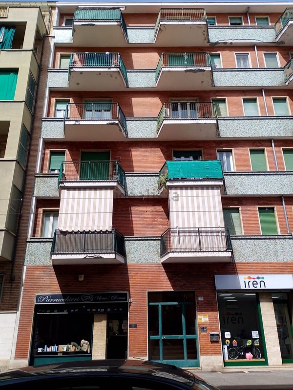 appartamento in vendita a Torino in zona Borgata Vittoria