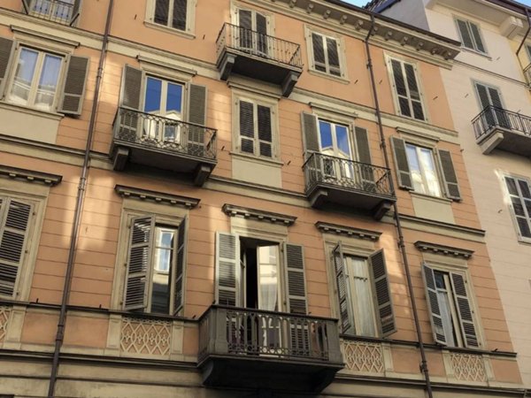 appartamento in vendita a Torino in zona San Salvario