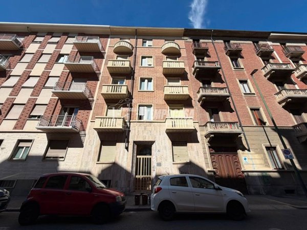 appartamento in vendita a Torino in zona Campidoglio