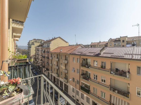 appartamento in vendita a Torino in zona Santa Rita