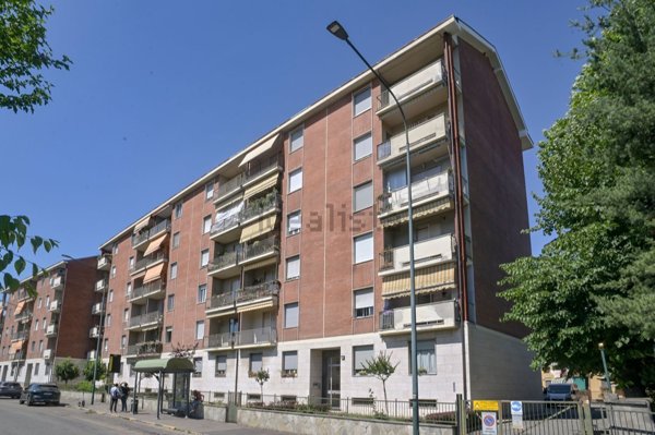 appartamento in vendita a Torino in zona Regio Parco